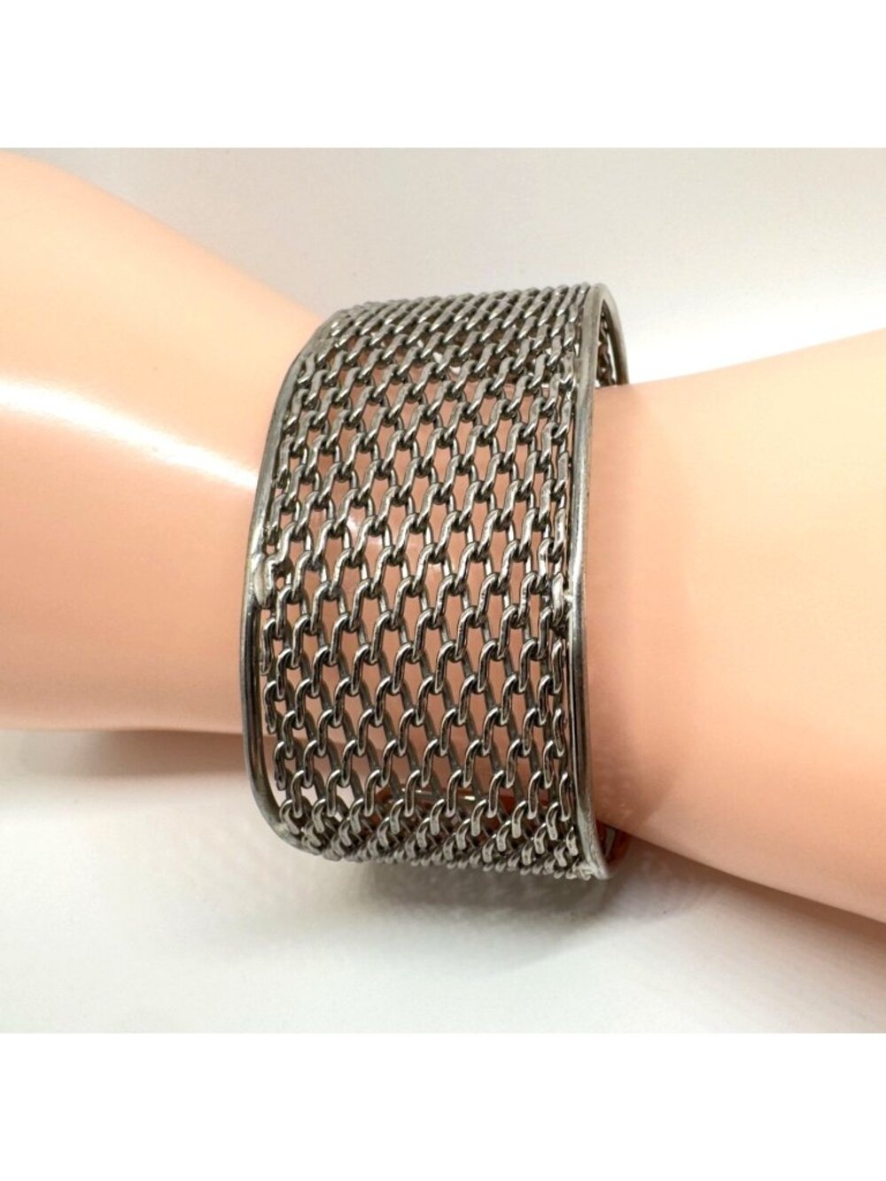 Silver-Tone Open Weave Vtg Modern Minimal Cuff Bracelet Adjustable Fit Modern